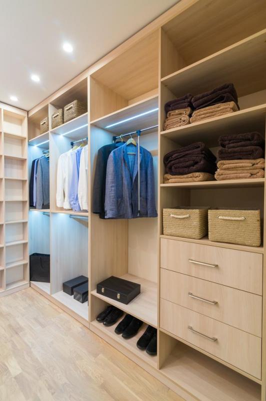 Maximisez votre espace avec l'installation de dressing &agrave; Villefranche-sur-Sa&ocirc;ne